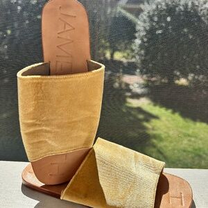 James Smith Off Duty Slides